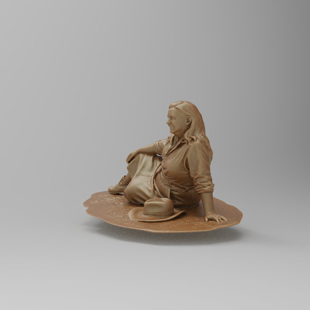 SW8175 Farm Girl Having a Rest