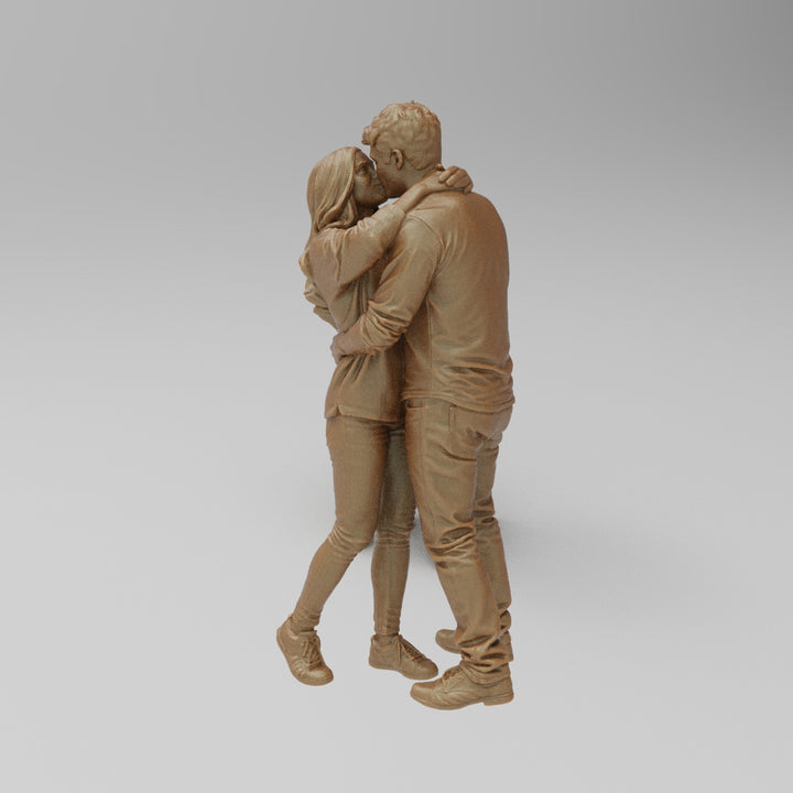 SW9185 Couple Kissing Standing