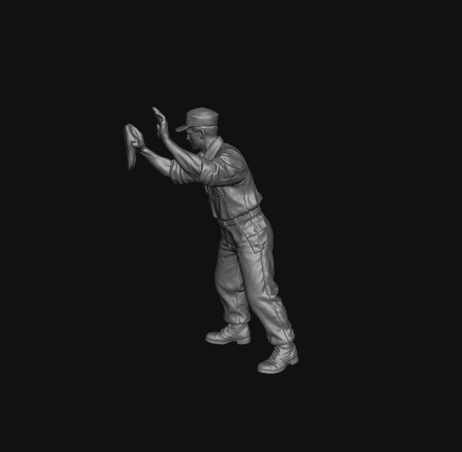 SW8244 WW2 Allied Air Force Ground Crew Standing Scrubbing with Cloth