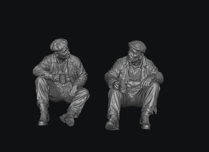 SW3126 2 Farm Hands Sitting