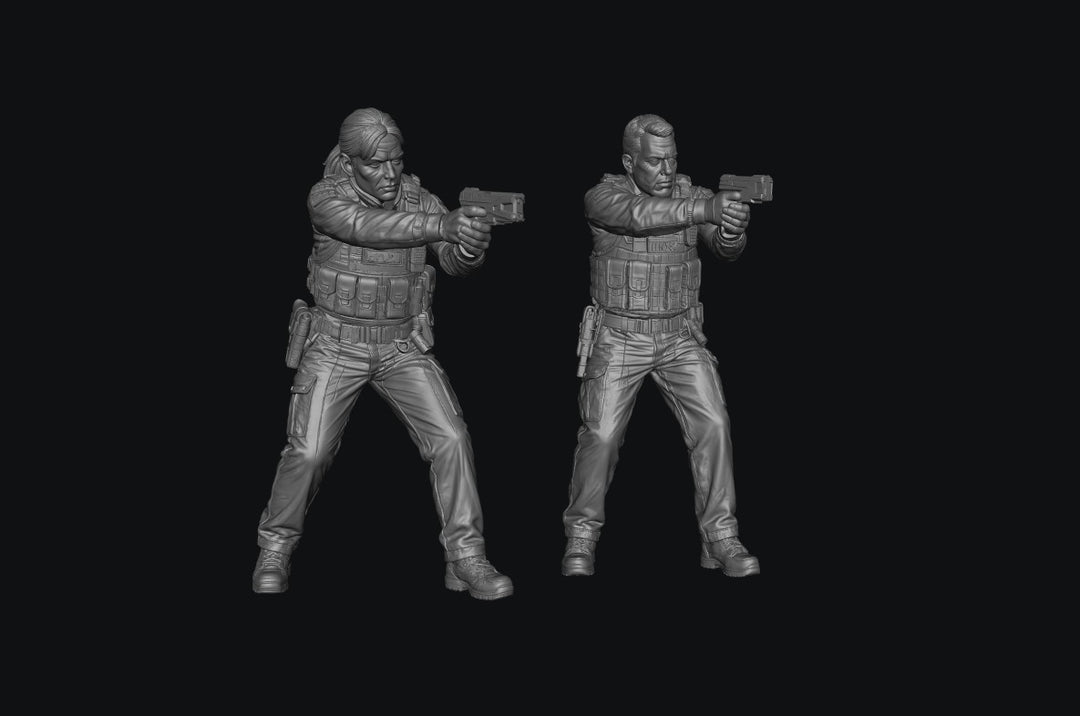 SW9537 2 Police officers with Tasers