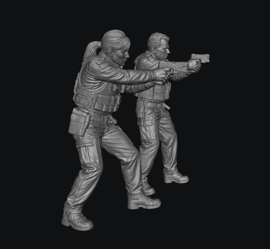SW9537 2 Police officers with Tasers