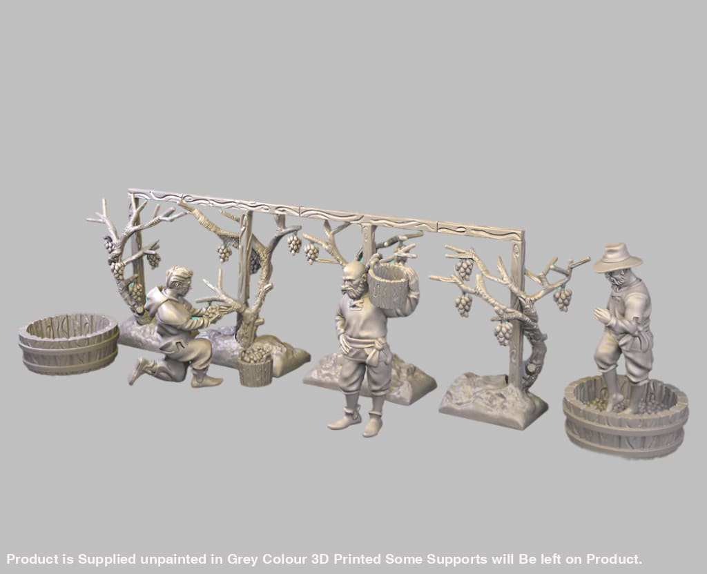 GM012 Medieval Village Scenes - Village Wine Makers Medieval Figure