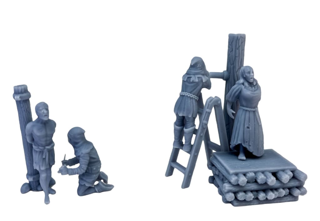 GM019 Medieval Village Scenes - Village Burning at The Stake Medieval Figure