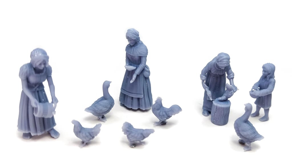 GM022 Medieval Village Scenes - Villagers feeding Chickens Medieval Figure