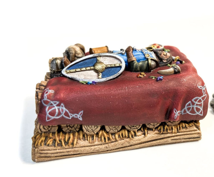 GM029 Medieval Village Scenes - Village Funeral Pyre Medieval Figure