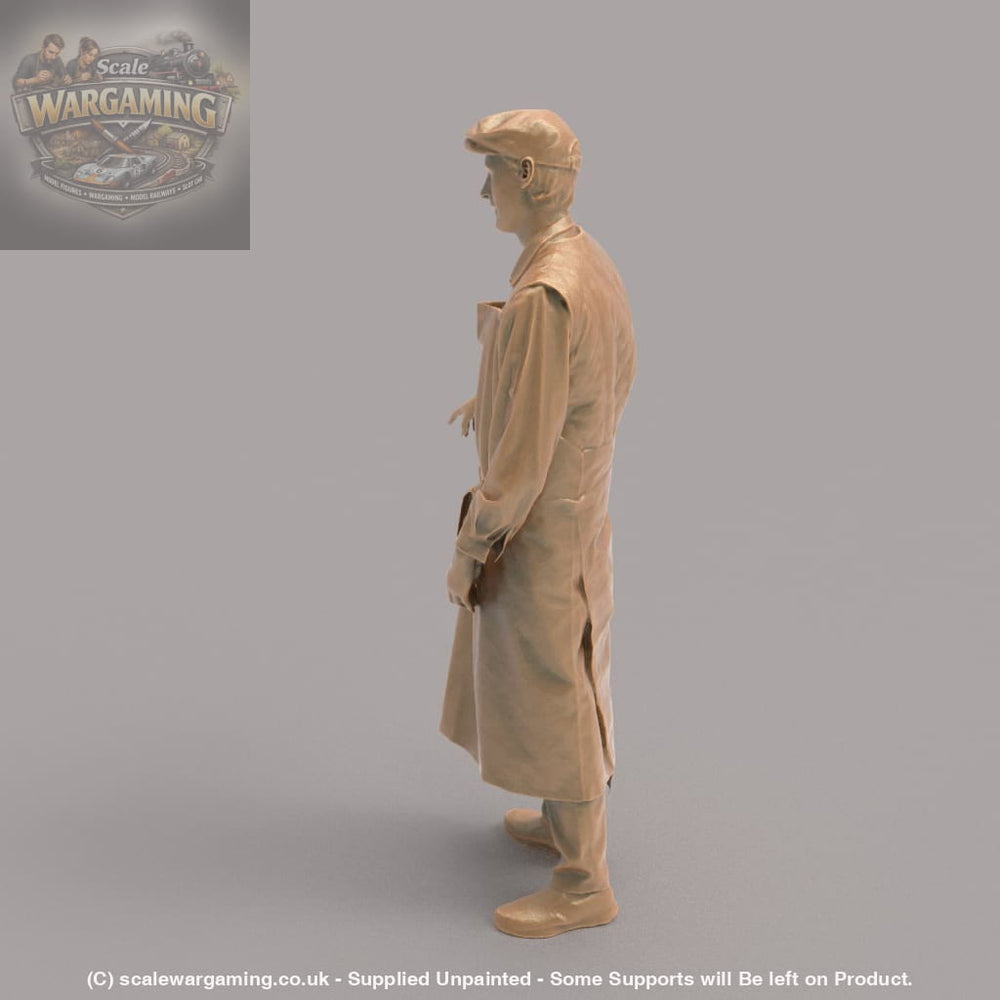 MM1038 Male Shop Keeper With Hand Out Figure
