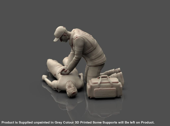 MM1226 Ambulance Crew and Casualty Figure
