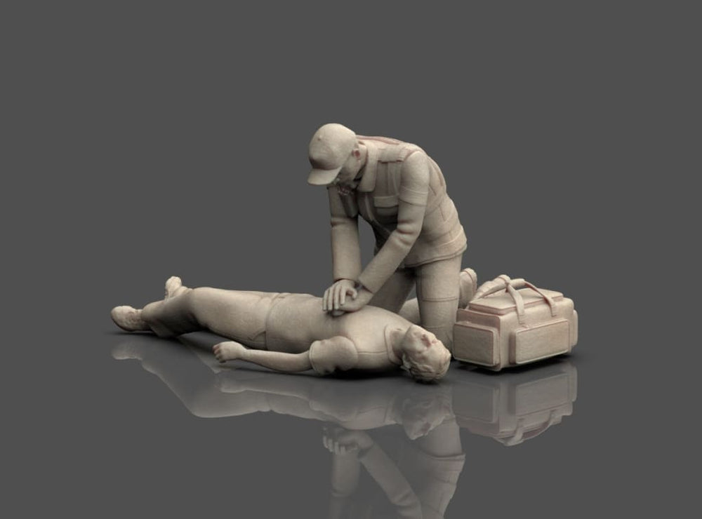 MM1226 Ambulance Crew and Casualty Figure