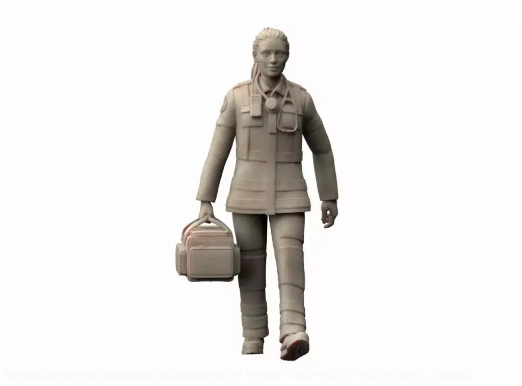 MM1308 Ambulance Female with Bag Figure