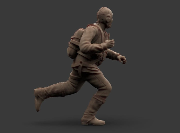 MM2079 Luftwaffe pilot running Figure