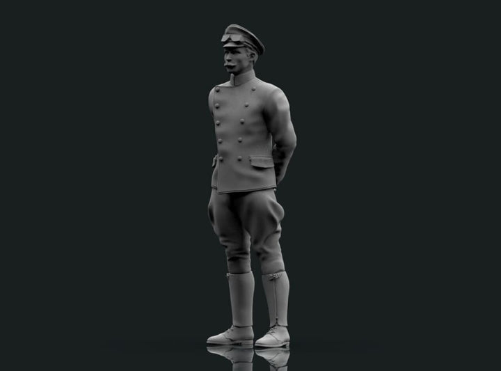 MM2107 Driver/Chauffeur Figure