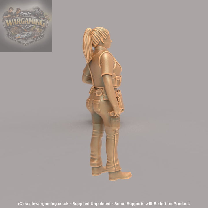 MM264 Female Police Officer Figure