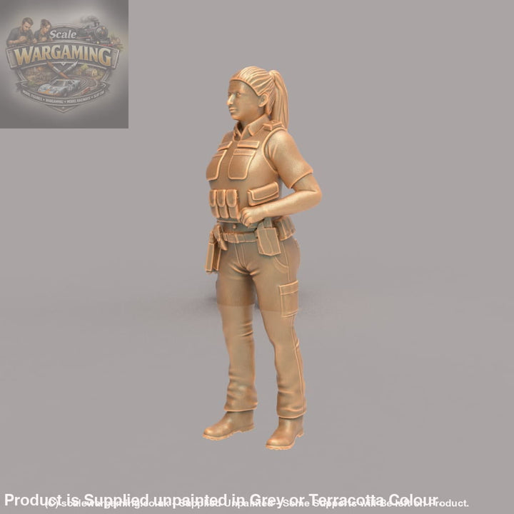 MM264 Female Police Officer Figure