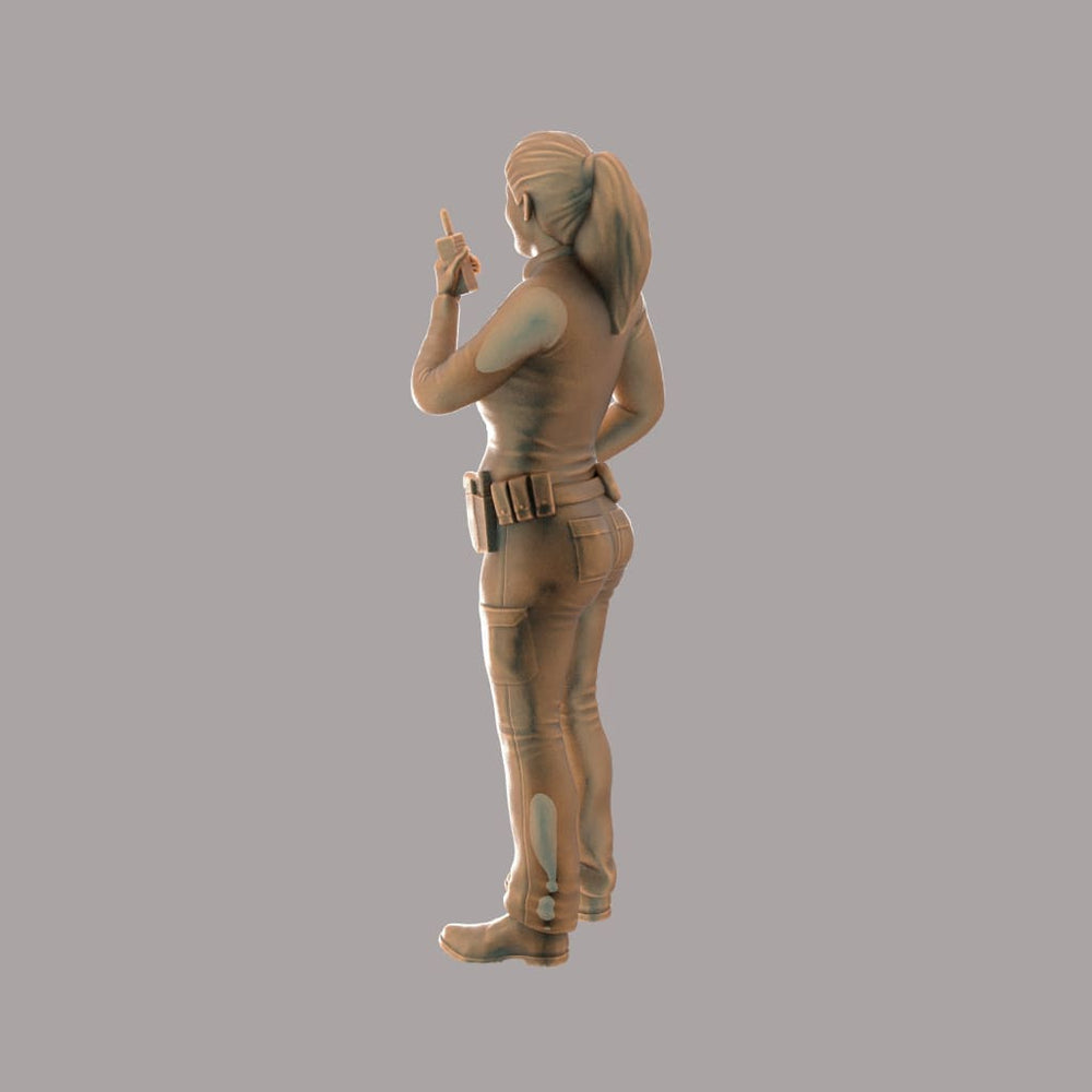 MM268 Female Police Officer on Radio Figure