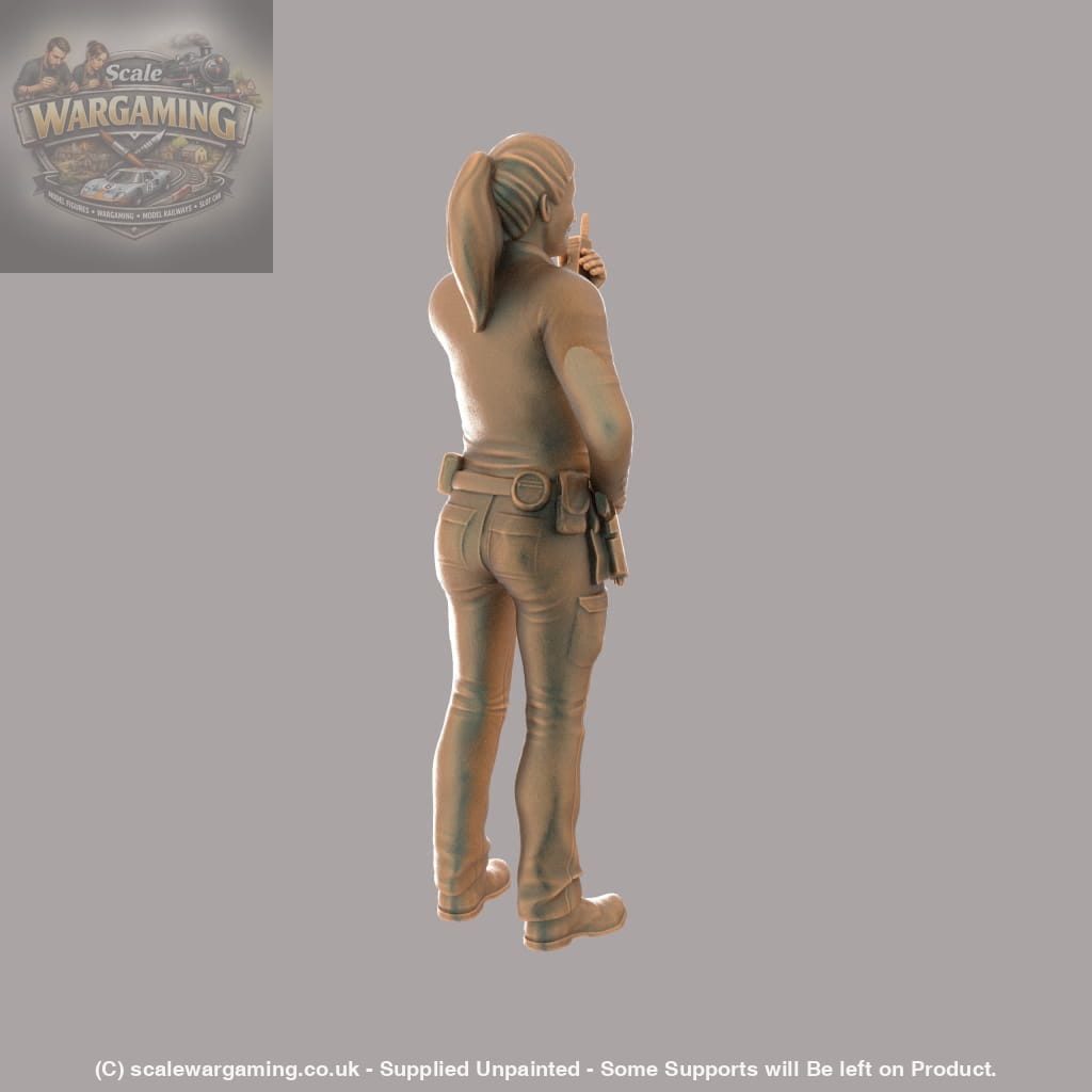 MM268 Female Police Officer on Radio Figure