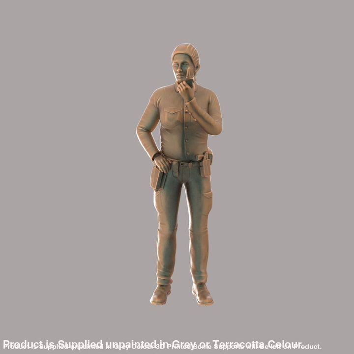 MM268 Female Police Officer on Radio Figure