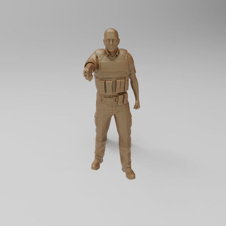 MM272A Police Officer With Taser Figure