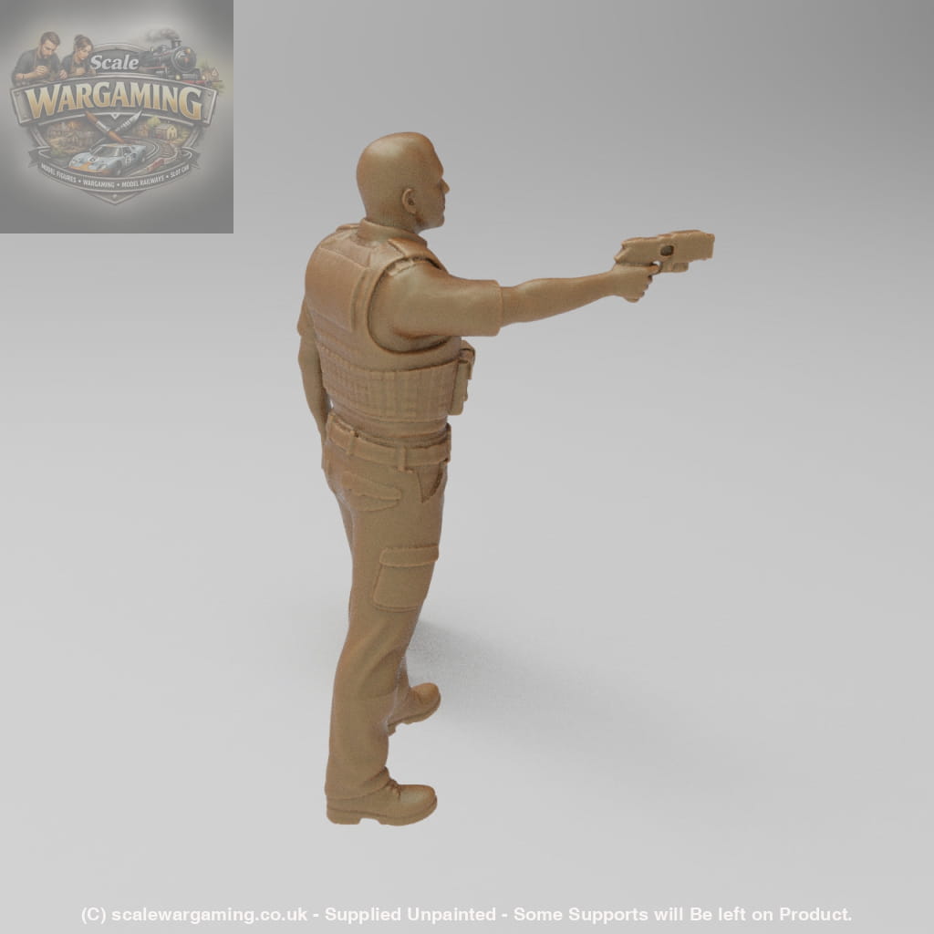 MM272A Police Officer With Taser Figure
