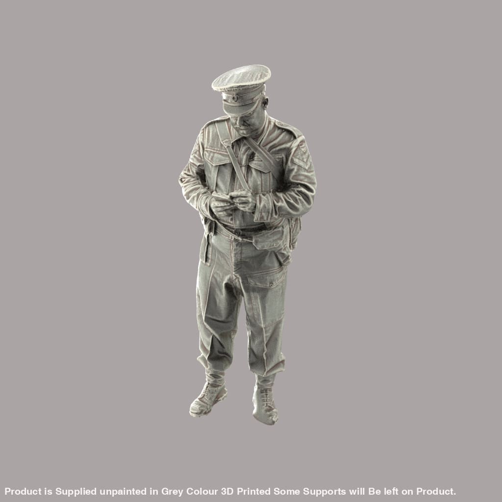132s-0001 WW2 Military Policeman Figure