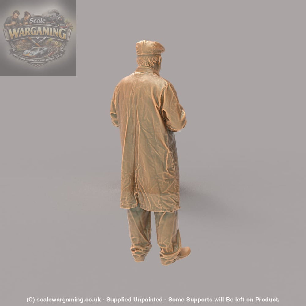132s-0037 Male Drover/Farmer with Tea Cup Figure