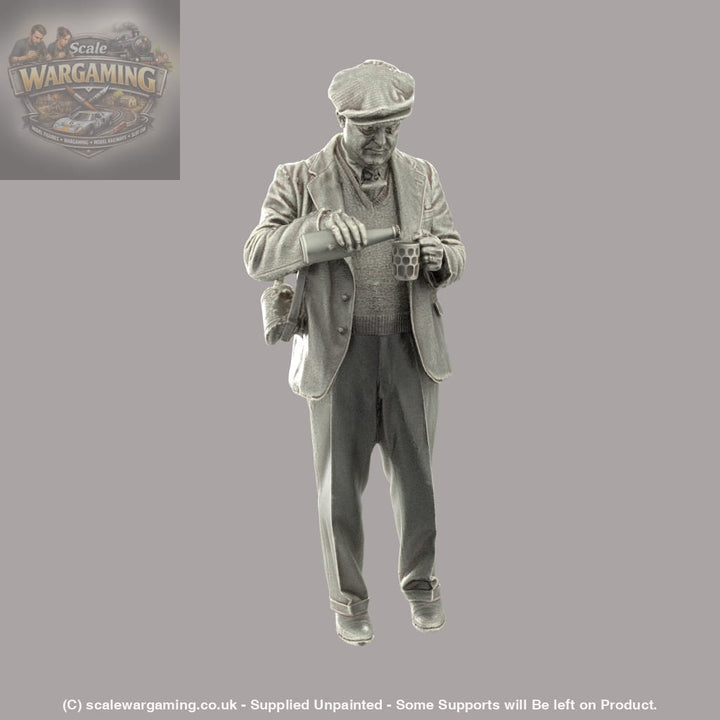 132s-0056 Smart Male Pouring Beer WW2 Era Figure