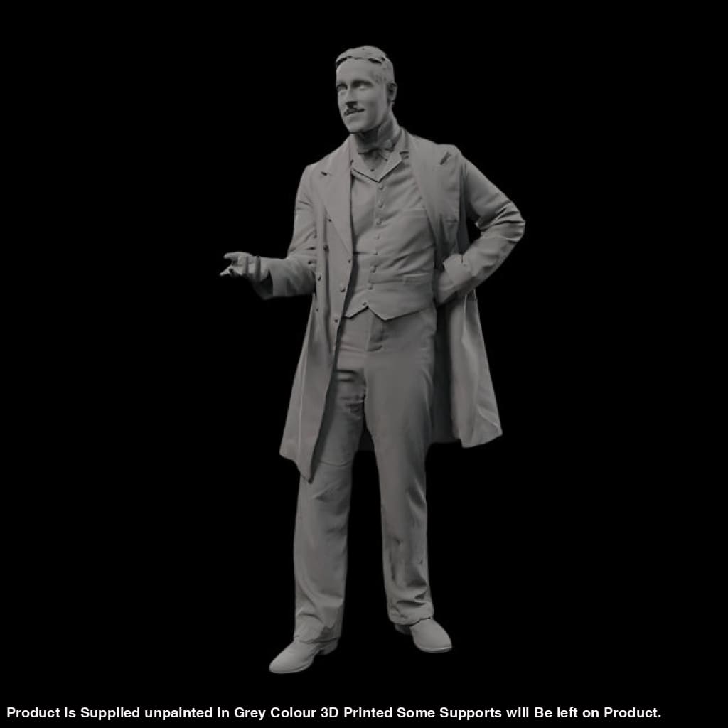 132s-0122 Elegant 1900’s Male Figure