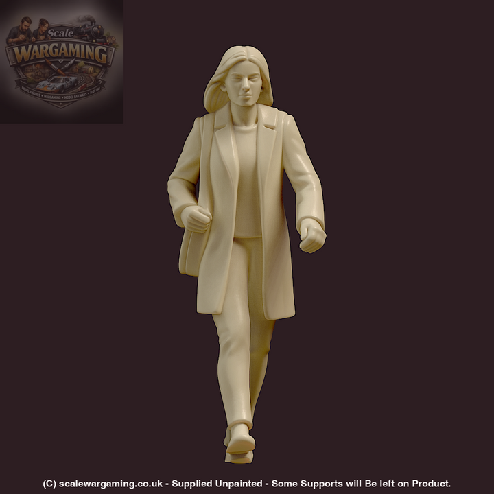 MM4169 Female Walking Fast Figure