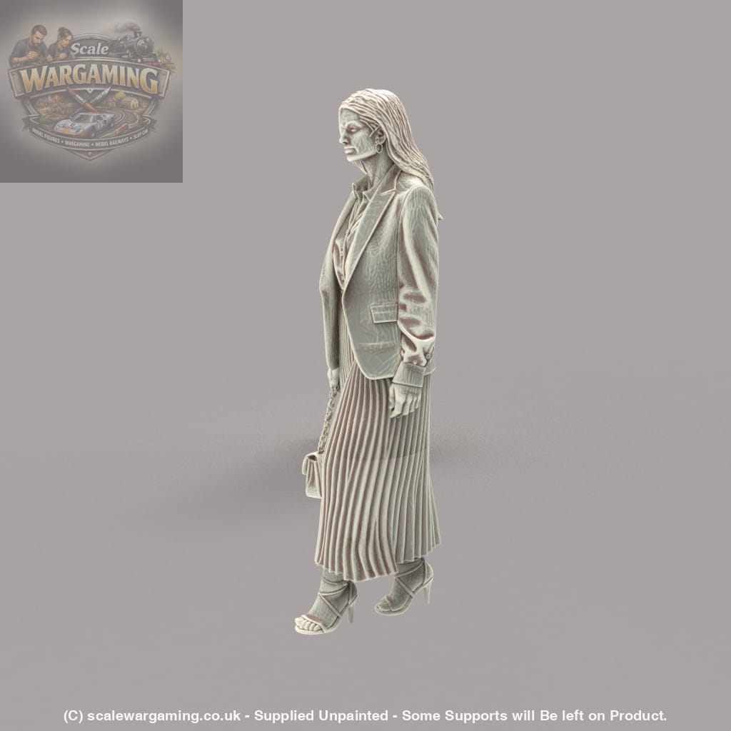 MM4191 Female in Pletted Skirt Figure