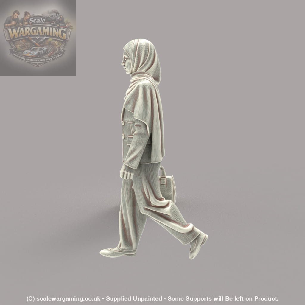 MM4192 Female Wearing Head Scarf Figure