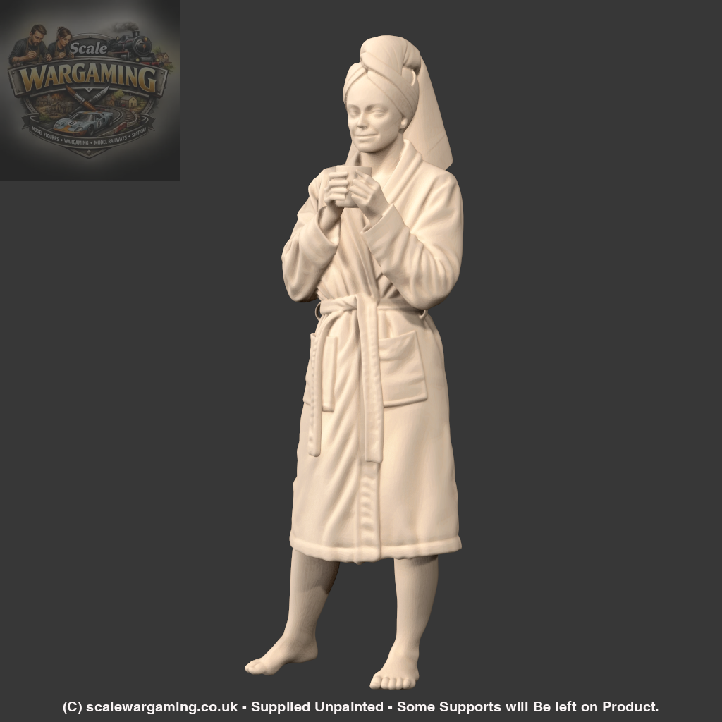 MM4228 Female in Bathrobe - Figure