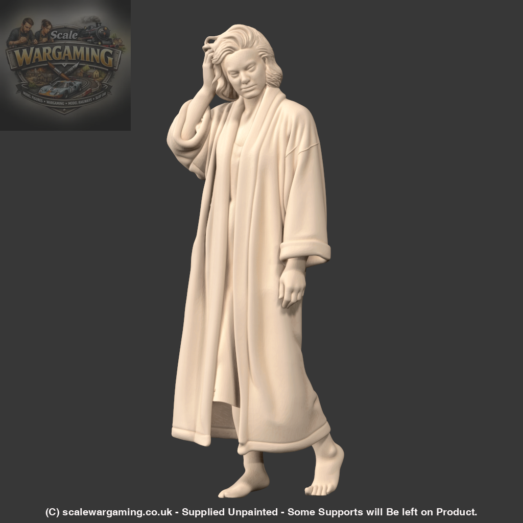 MM4238 Female in Bathrobe - Figure