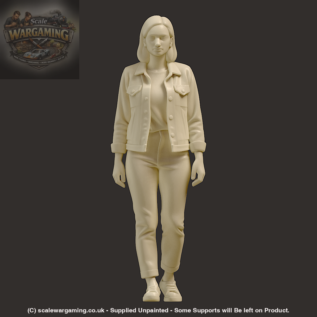 MM4269 Young Teen walking - Figure