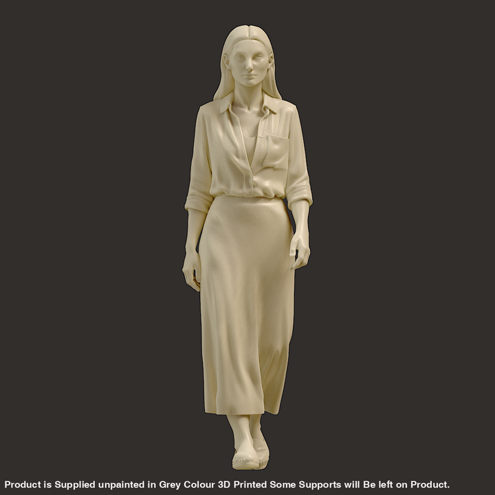 MM4270 Female Walking Figure