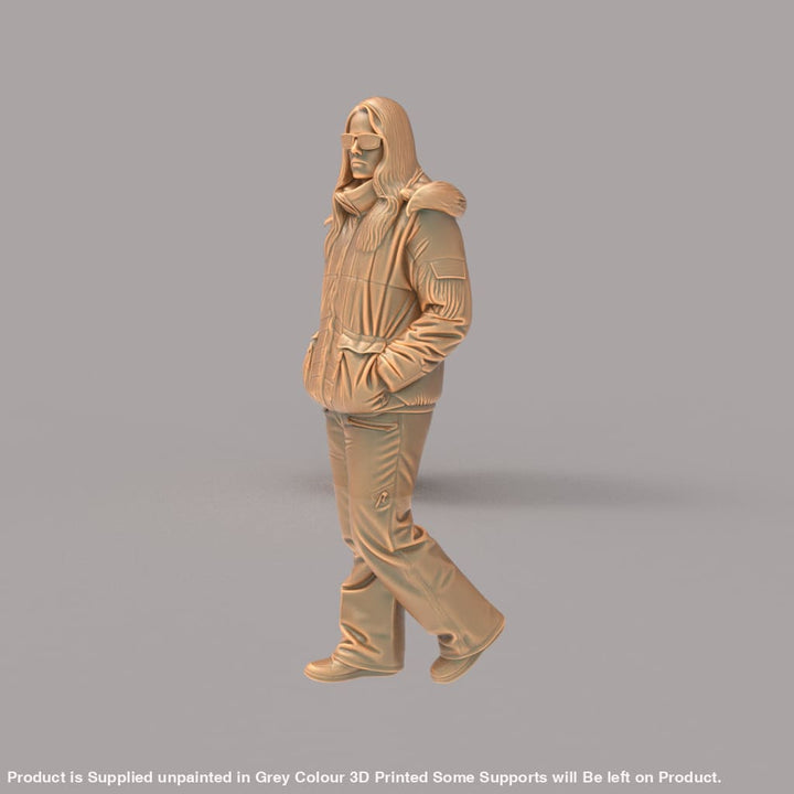 MM4277 Female Truck Driver Figure