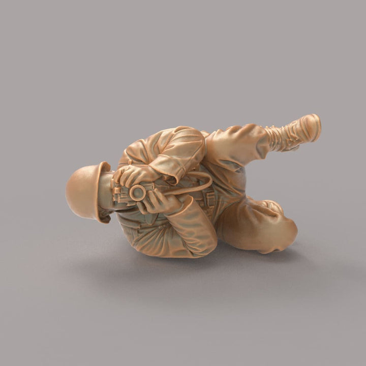 MM4281 WW2 Combat Photographer B Figure