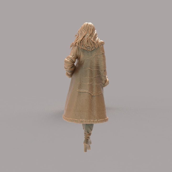 MM4287 Young Female Wearing Fur Coat Figure