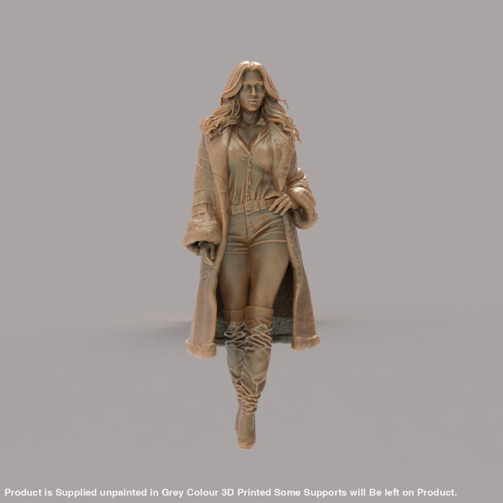 MM4287 Young Female Wearing Fur Coat Figure