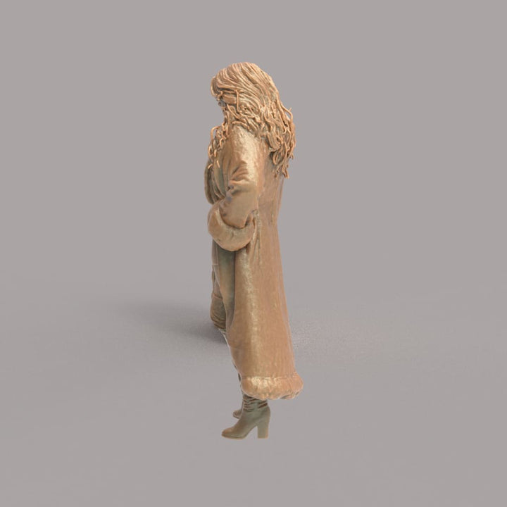 MM4288 Female Wearing Fur Coat Figure