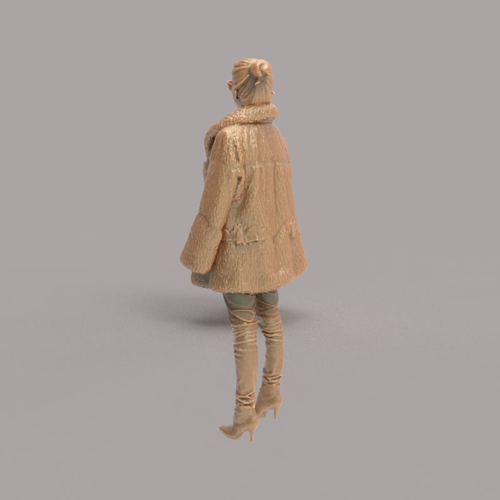 MM4290 Elegant Female in Fur Coat Figure