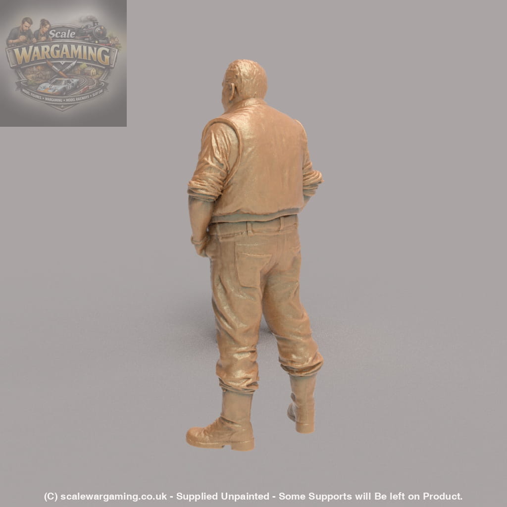 MM4304 Male Yard Worker - Figure