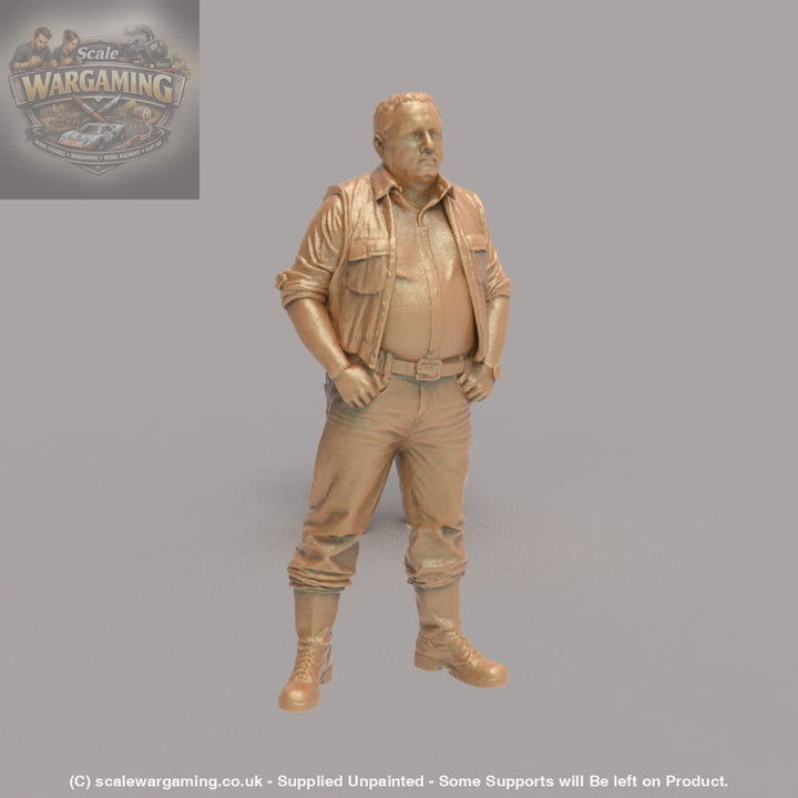 MM4304 Male Yard Worker - Figure