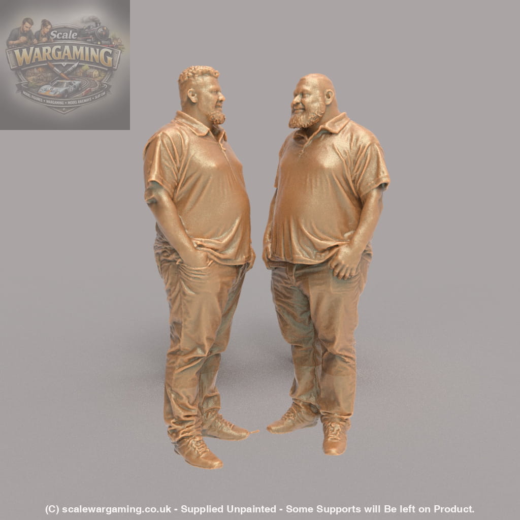 MM4305 2 Large Males Gossiping - Figure