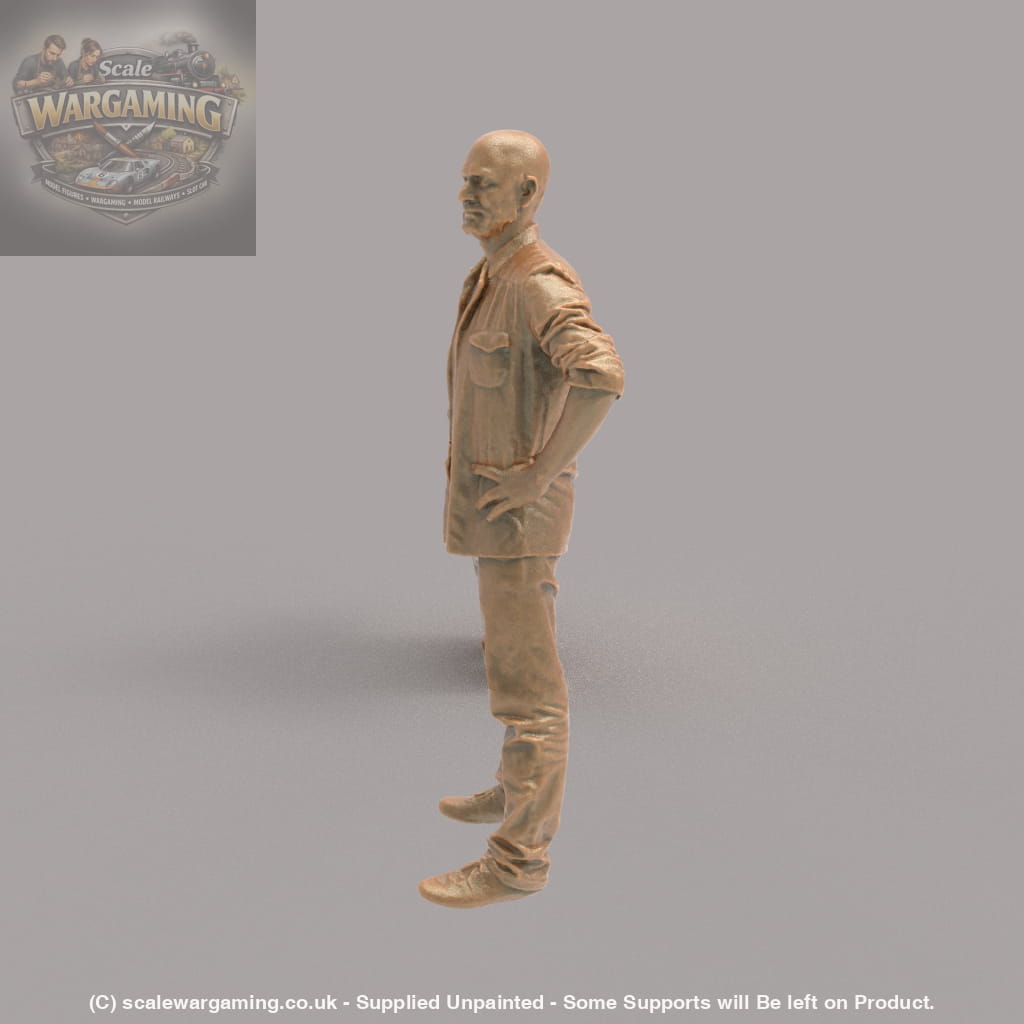MM4310 Older Male hands on Hips - Figure