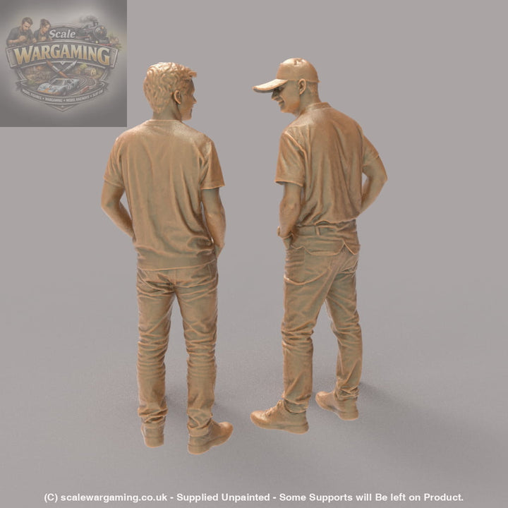 MM4315 2 Males on Street Chatting - Figure