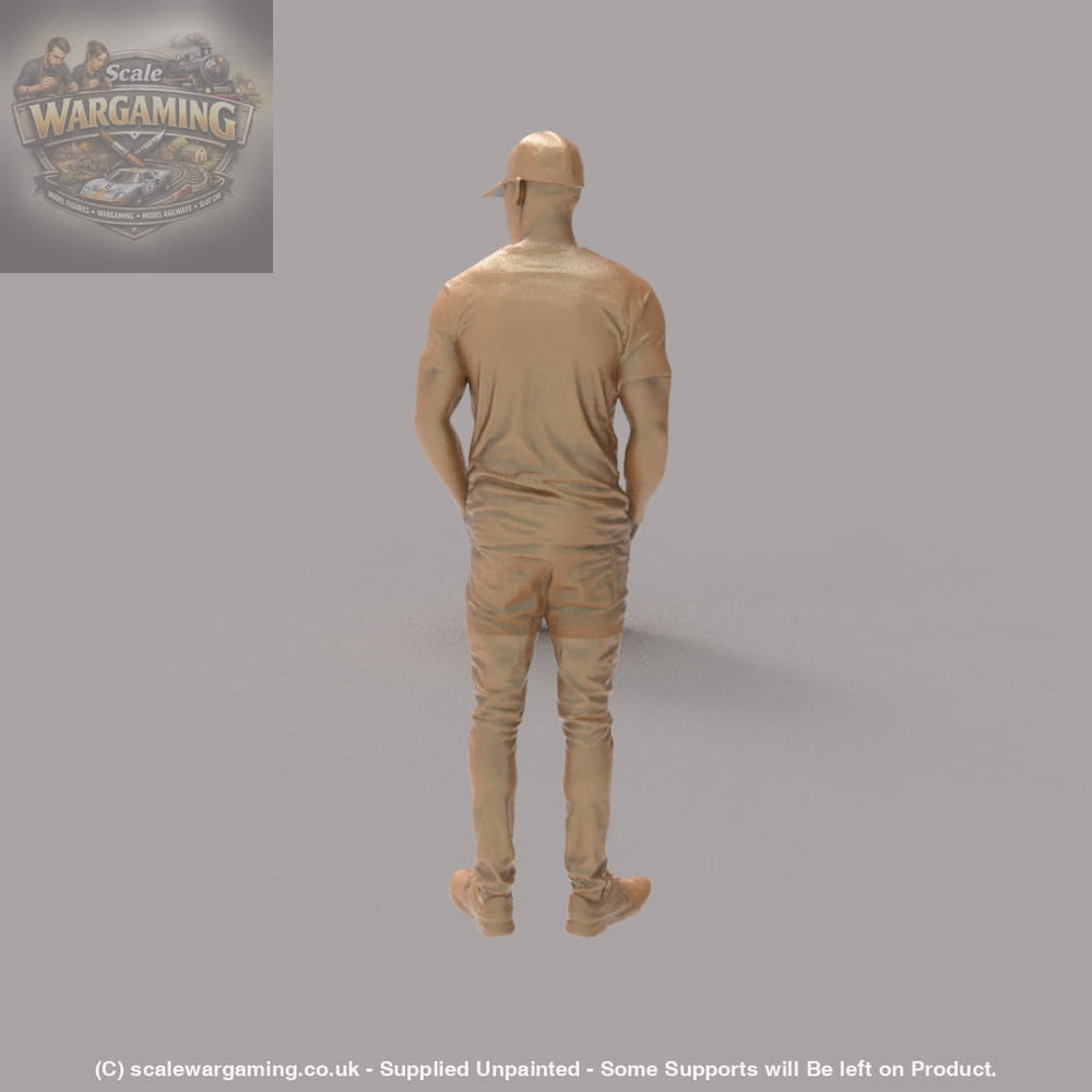 MM4316 Young Male tshirt and Cap - Figure