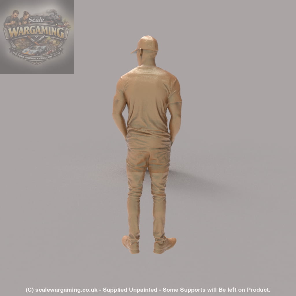 MM4316 Young Male tshirt and Cap - Figure