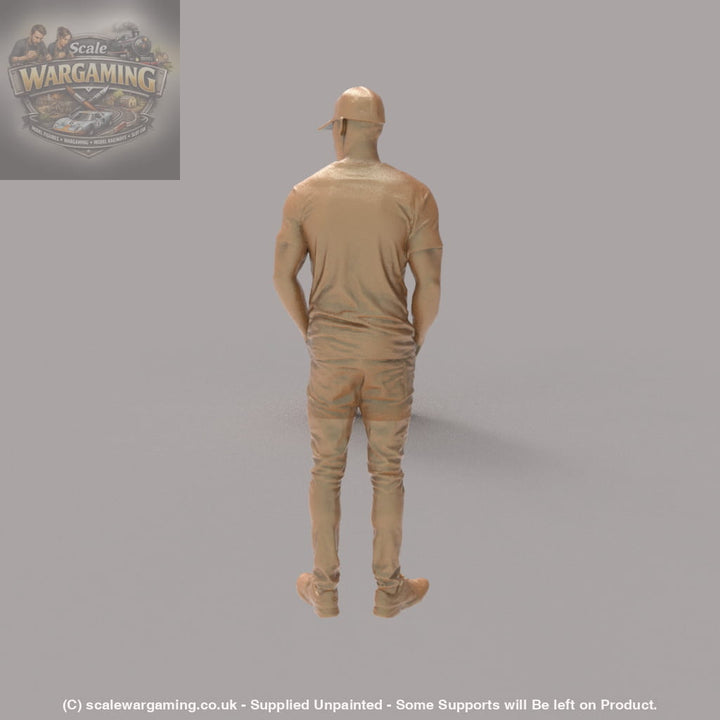 MM4316 Young Male tshirt and Cap - Figure