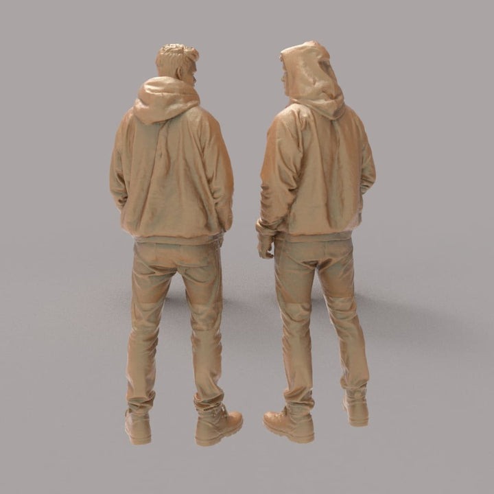 MM4326 2 Teenagers Talking Figure