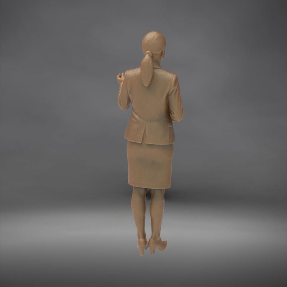 MM4339 TV News Team Female Reporter-3 Figure